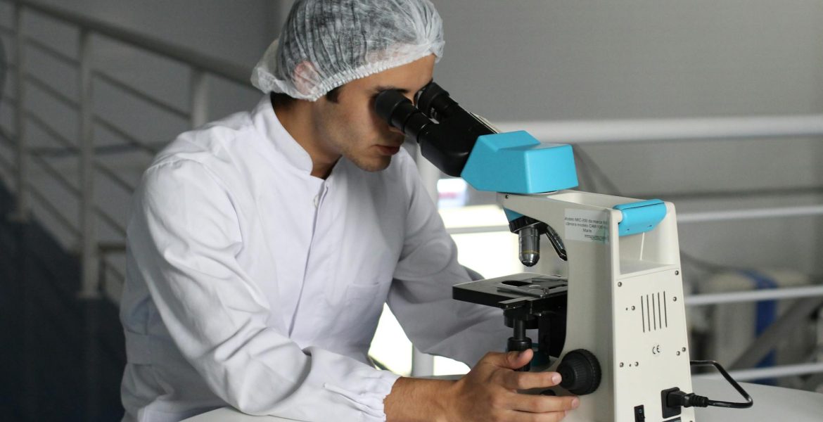 Ozempic kontra Mounjaro. Porównanie skuteczności, mechanizmu działania i kosztów terapii